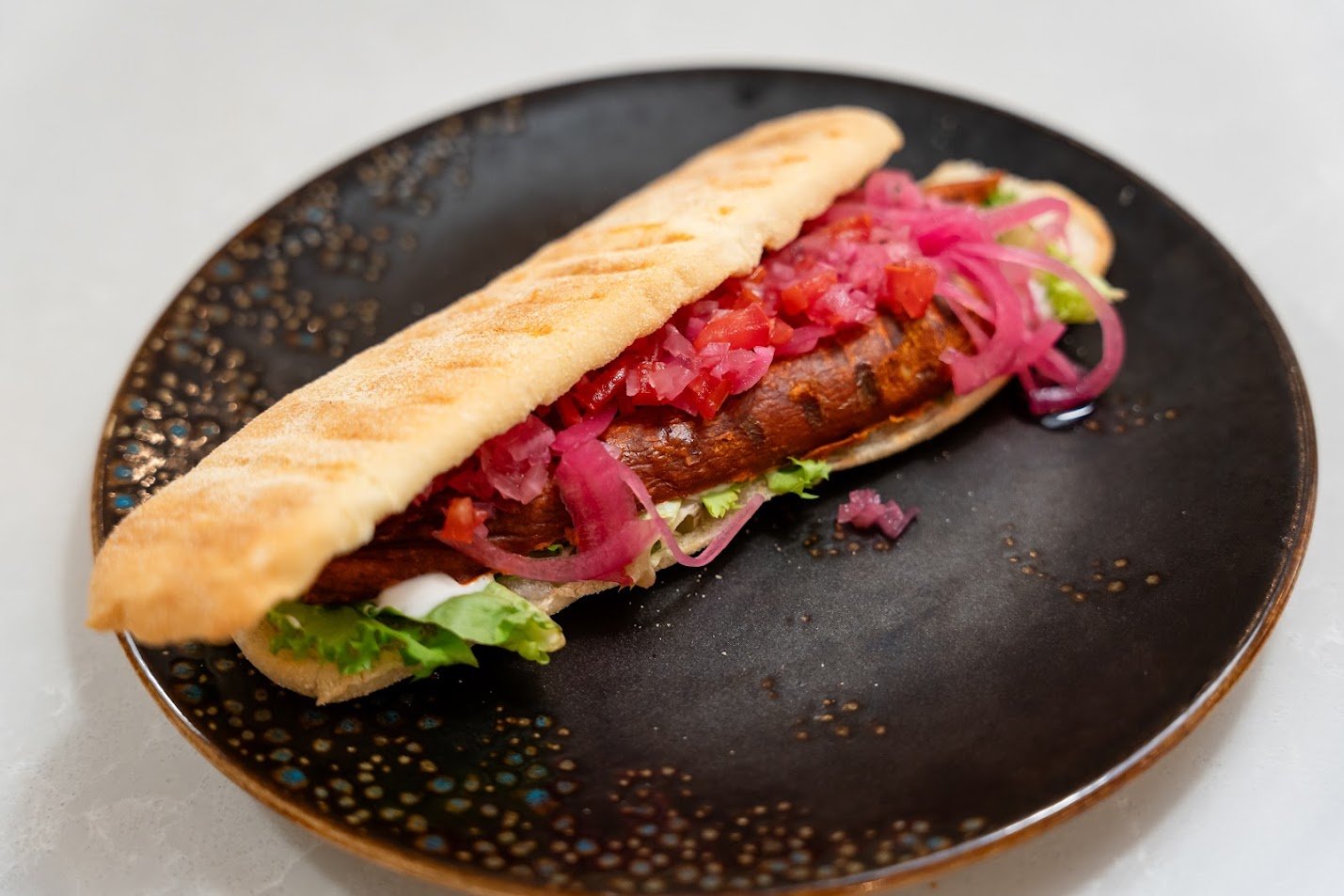 Bocadillo vegano tipo choripán